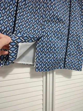 Falda estampada rombos azul y blanco