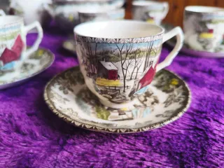 Juego de café Johnson Brothers con tetera