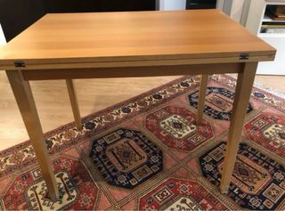 Mesa de comedor desplegable de madera