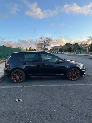 Volkswagen Golf R
