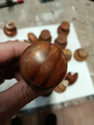 Pomos de madera para muebles antiguos