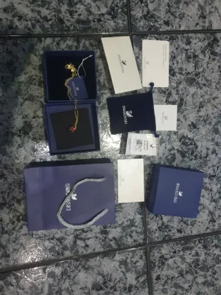 Collar Swarovski Corazón Rojo Dorado