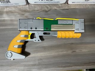 Light gun para TV actuales y CRT FALLOUT