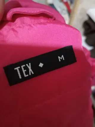 Chaqueta fucsia acolchada