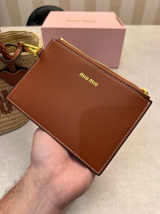 Bolso Miu Miu Rafia Beige y Marrón