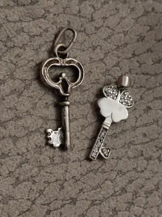 Coppia Charms Chiave Argento e quadrifoglio