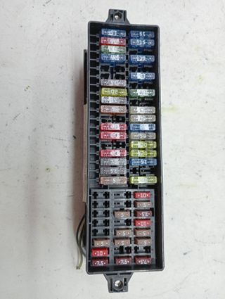 CAJA RELES / FUSIBLES VOLKSWAGEN POLO (6R1) (5)
