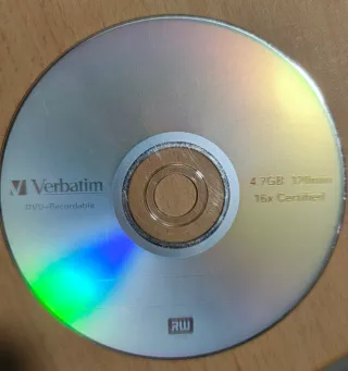 Pack 61 DVD Verbatim y otras marcas 4,7 GB