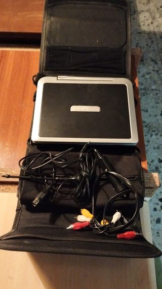 Reproductor DVD Portátil SANYO con USB y MicroSD