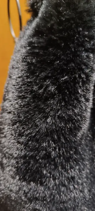 Bolso-Mochila Negro Peludo