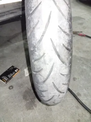 Juego llantas Hyosung Águila 650