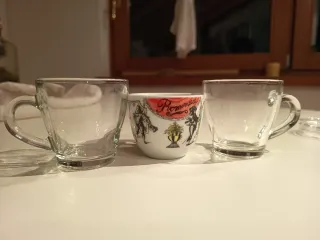 4 tazzine da caffè in vetro senza piattino