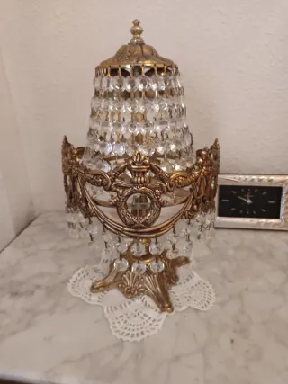 Lámpara de cristal y bronce
