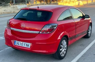Opel Astra GTC