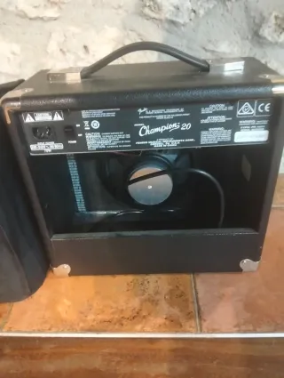Amplificador Fender Champion 20 Guitarra