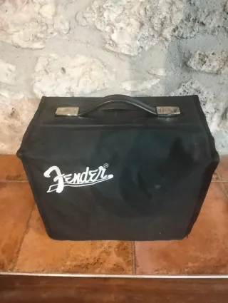 Amplificador Fender Champion 20 Guitarra