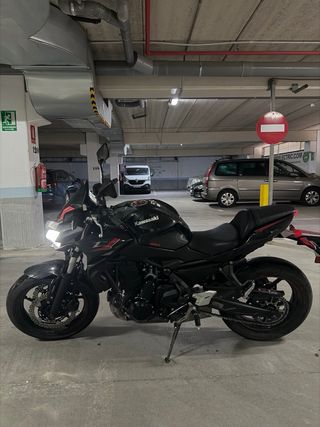 Kawasaki Z650 2025 Naked