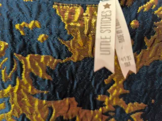 Vestido de fiesta azul y dorado