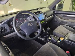 Toyota Land Cruiser 2005