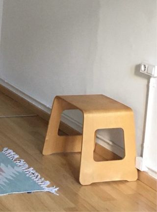 Mesilla auxiliar taburete Ikea