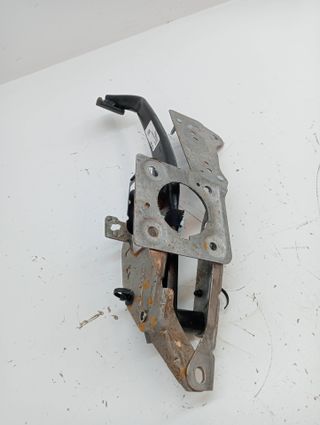 PEDAL FRENO VOLVO V40 (2)