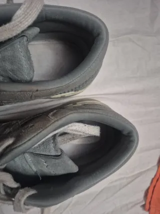 Zapatillas grises MLM