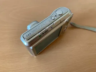 Cámara Digital Nikon Coolpix L16 Plata