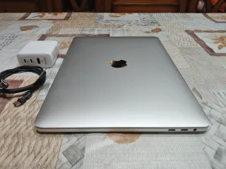 MacBook Pro Apple Gris/Plateado