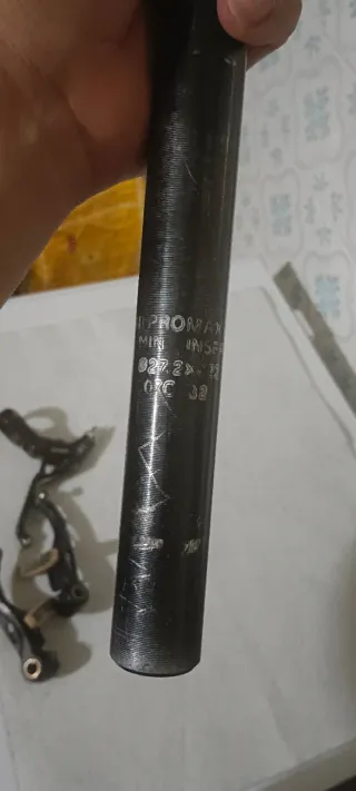 Lote Promax: Sillín, tija, Freno y maneta