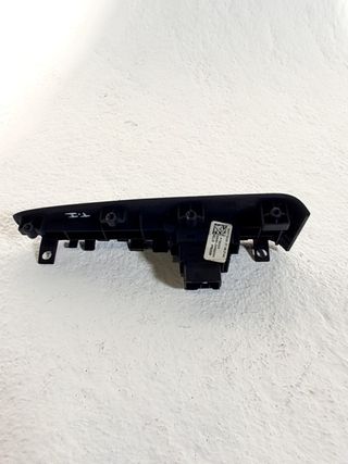 MANDO ELEVALUNAS TRASERO IZQUIERDO KIA SPORTAGE III (SL)