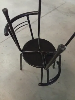 Juego de 2 sillas de metal