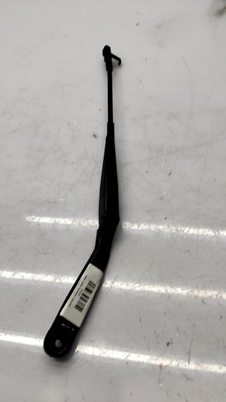 BRAZO LIMPIA DELANTERO IZQUIERDO VOLKSWAGEN POLO (9N1)