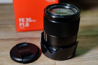 Objetivo Sony FE 35mm f/1.8
