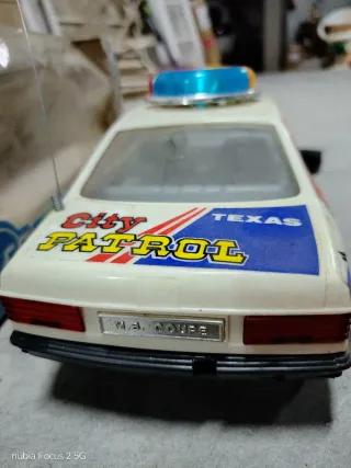 Coche Policía Rico Mercedes Sheriff