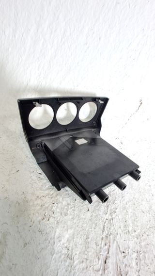 MOLDURA INTERIOR PEUGEOT 308 (2)