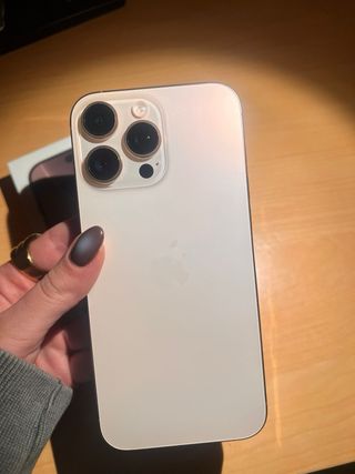 iPhone 16 Pro Max Plata Impecable