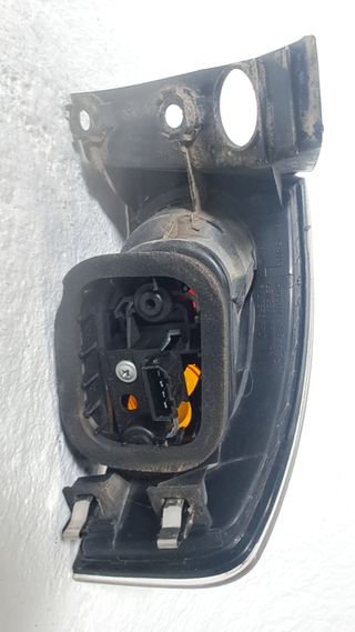 PILOTO TRASERO IZQUIERDO SEAT IBIZA (6L1) (2)