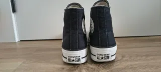 Converse con plataforma talla 39 color negro