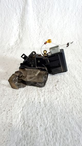 CERRADURA PUERTA TRASERA IZQUIERDA BMW SERIE 5 BERLINA (E39) (2)