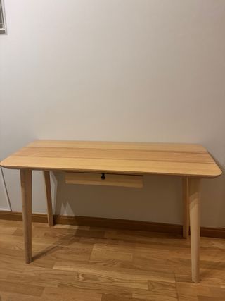 Escritorio IKEA Lisabo