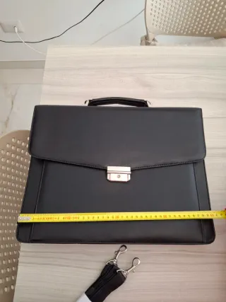 Borsa da ufficio nera nuova con tracolla