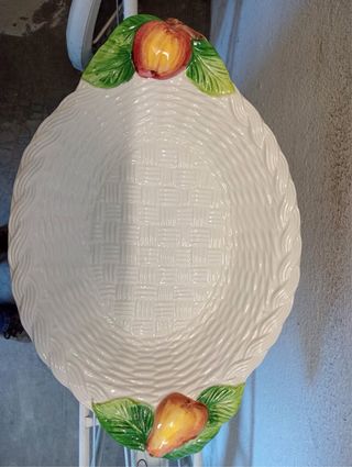 Portavivande in porcellana con mele