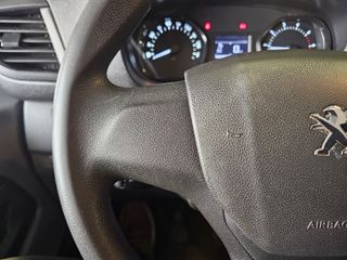 PEUGEOT Expert Combi BlueHDi 120 SS Long