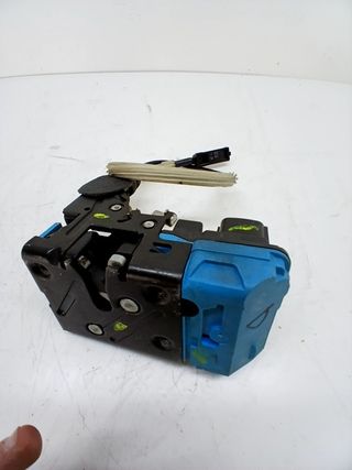 CERRADURA PUERTA DELANTERA DERECHA VOLVO XC90