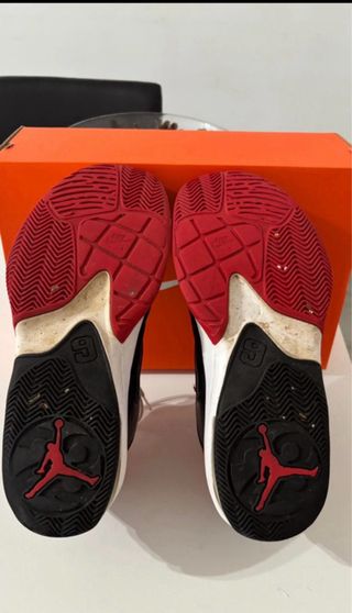 Zapatillas Nike Hombre Negras y Rojas