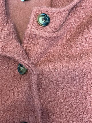 Chaqueta con capucha