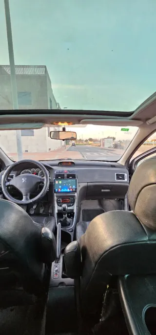 Peugeot 307 sw 2.0HDI 7 Plazas 2004 136cv