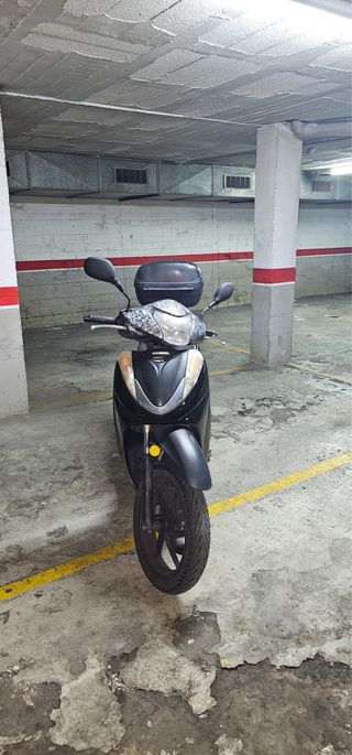 Honda SH 300i Maxi Scooter