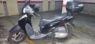 Honda SH 300i Maxi Scooter