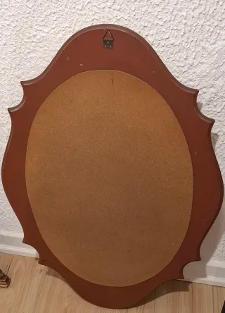 Specchiera Ovale Dorata con Decorazioni